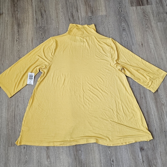 NWT Torrid Mustard Long Sleeve Super Soft Turtleneck Swing Tee T-shirt - Picture 2 of 8